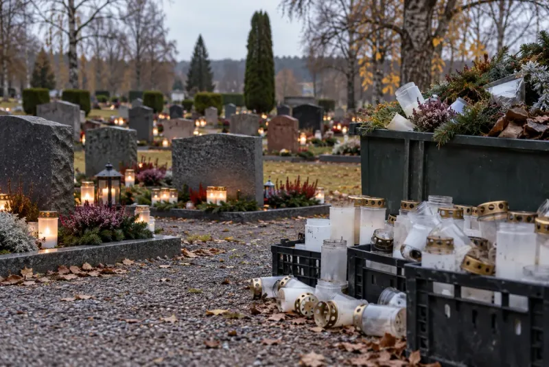 Tusentals gravljus kastas efter allhelgona – kyrkan uppmanar till återhållsamhet